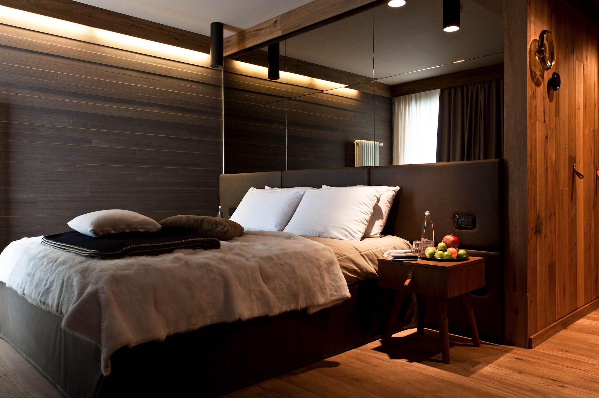 Alexander Charme Hotel ลีวินโญ ภายนอก รูปภาพ